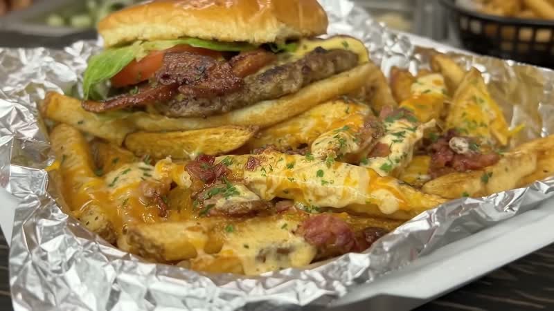 Zoe's Boston platter cookout-style burger